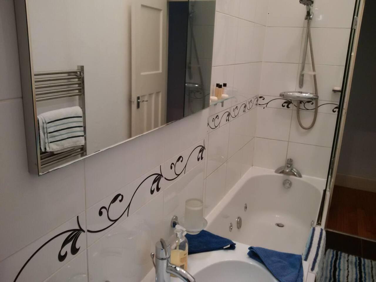 Appartamento Beautiful 1-bed In Kensington
